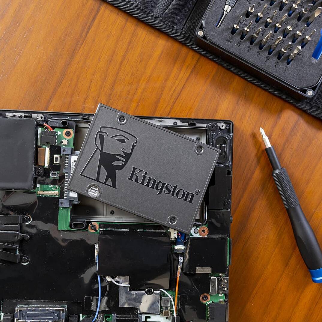 Kingston 240 GB A400 SATA3 2.5 SSD - 2
